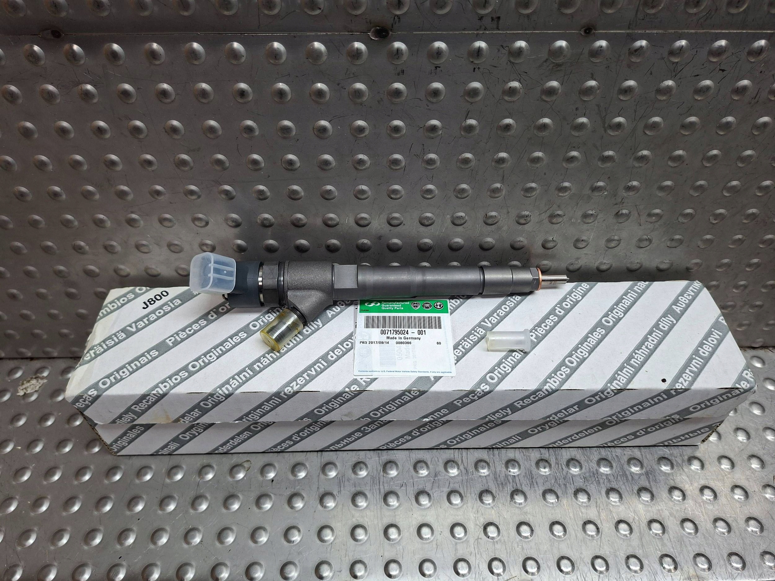 Satz 4 Stück Einspritzdüsen Bosch 0445110418 — Fiat Ducato