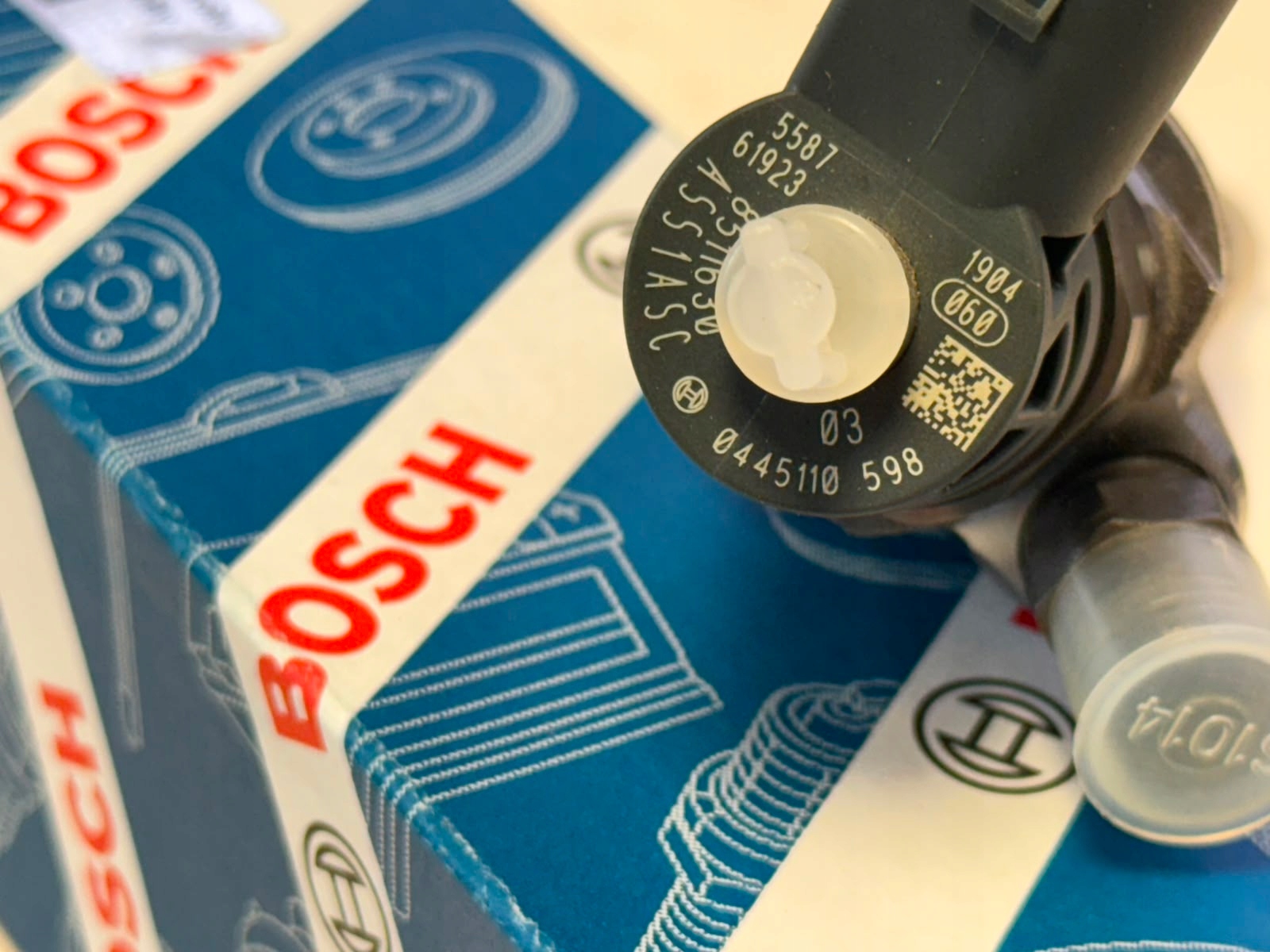 Sada 4 ks vstřikovačů Bosch 0445110598 — MINI 1.5, Auf Lager, inklusive Steuer — foto 5 z 6
